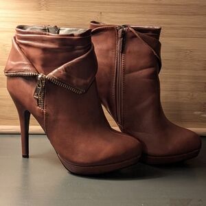 Michael Antonio faux zip heels